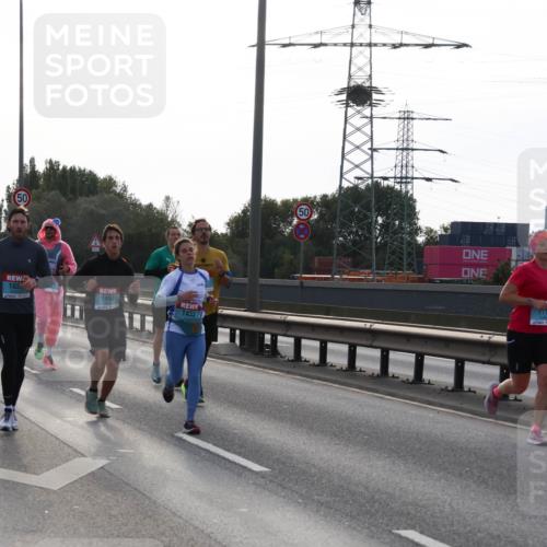 03.10.2024 - Köhlbrandbrückenlauf Miley Keyser http://msf.ph/oto/7156182 03.10.2024 09:13:33 Position 3 102, 1498, 1433, 50 meine-sportfotos.de