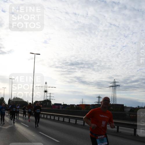 03.10.2024 - Köhlbrandbrückenlauf Miley Keyser http://msf.ph/oto/7156298 03.10.2024 09:13:55 Position 3 1205 meine-sportfotos.de