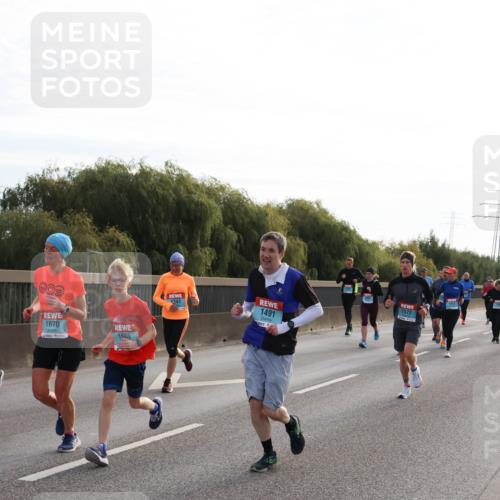 03.10.2024 - Köhlbrandbrückenlauf Miley Keyser http://msf.ph/oto/7156419 03.10.2024 09:14:35 Position 3 09, 1670, 1669, 1341, 1572, 1491, 1412 meine-sportfotos.de