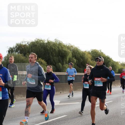 03.10.2024 - Köhlbrandbrückenlauf Miley Keyser http://msf.ph/oto/7156448 03.10.2024 09:14:40 Position 3 1254, 1136, 1595, 1490, 3734, 1424 meine-sportfotos.de