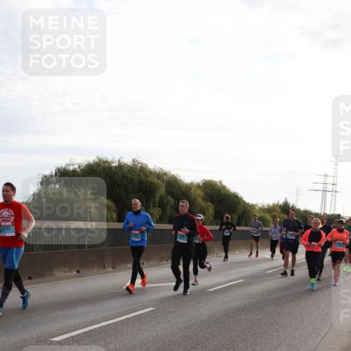 03.10.2024 - Köhlbrandbrückenlauf Miley Keyser http://msf.ph/oto/7156463 03.10.2024 09:14:42 Position 3 3107, 1372 meine-sportfotos.de