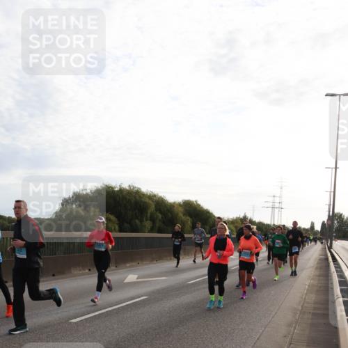 03.10.2024 - Köhlbrandbrückenlauf Miley Keyser http://msf.ph/oto/7156471 03.10.2024 09:14:44 Position 3 1312, 1424, 1518 meine-sportfotos.de