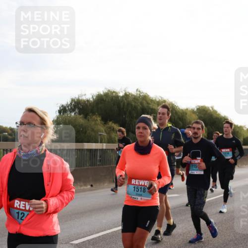 03.10.2024 - Köhlbrandbrückenlauf Miley Keyser http://msf.ph/oto/7156480 03.10.2024 09:14:46 Position 3 12, 1518, 1036, 115 meine-sportfotos.de