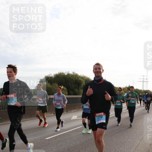 03.10.2024 - Köhlbrandbrückenlauf Miley Keyser http://msf.ph/oto/7156497 03.10.2024 09:14:48 Position 3 1036, 1388, 2728, 1238 meine-sportfotos.de