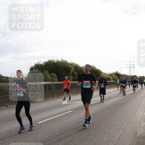 03.10.2024 - Köhlbrandbrückenlauf Miley Keyser http://msf.ph/oto/7156557 03.10.2024 09:14:56 Position 3 1230, 1580 meine-sportfotos.de