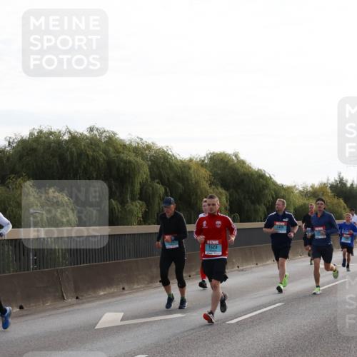 03.10.2024 - Köhlbrandbrückenlauf Miley Keyser http://msf.ph/oto/7156616 03.10.2024 09:15:07 Position 3 1523, 1409, 130 meine-sportfotos.de
