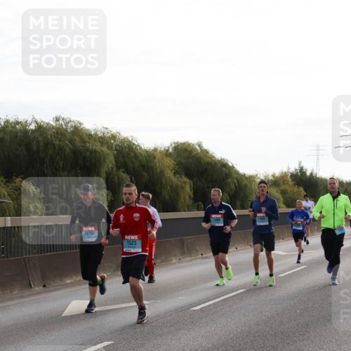 03.10.2024 - Köhlbrandbrückenlauf Miley Keyser http://msf.ph/oto/7156619 03.10.2024 09:15:08 Position 3 1695, 1523, 1409, 1399 meine-sportfotos.de
