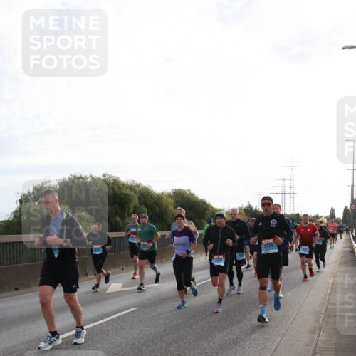 03.10.2024 - Köhlbrandbrückenlauf Miley Keyser http://msf.ph/oto/7156680 03.10.2024 09:15:18 Position 3 364, 2220, 1728 meine-sportfotos.de