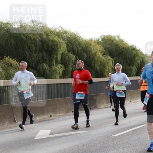03.10.2024 - Köhlbrandbrückenlauf Miley Keyser http://msf.ph/oto/7156765 03.10.2024 09:15:30 Position 3 1943, 1942, 1477 meine-sportfotos.de