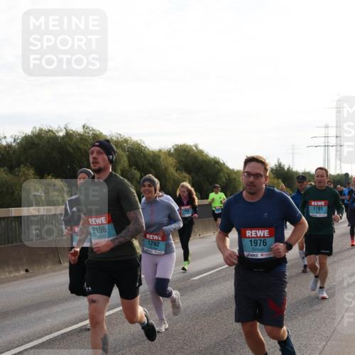 03.10.2024 - Köhlbrandbrückenlauf Miley Keyser http://msf.ph/oto/7156800 03.10.2024 09:15:34 Position 3 2196, 1292, 1954, 1976, 1701 meine-sportfotos.de