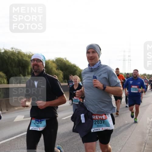 03.10.2024 - Köhlbrandbrückenlauf Miley Keyser http://msf.ph/oto/7156871 03.10.2024 09:15:47 Position 3 2130, 2037, 1719 meine-sportfotos.de