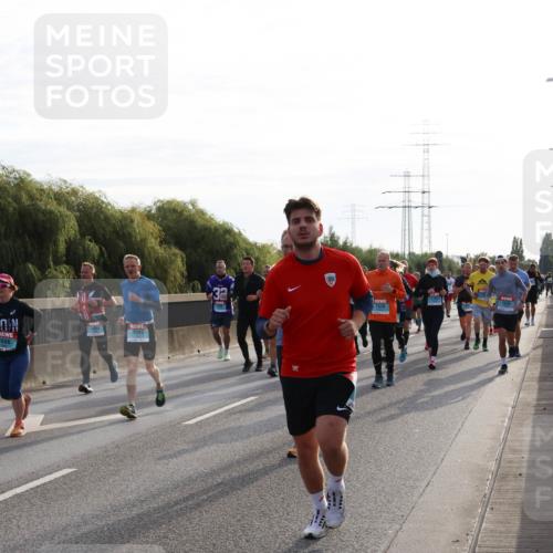 03.10.2024 - Köhlbrandbrückenlauf Miley Keyser http://msf.ph/oto/7156933 03.10.2024 09:15:55 Position 3 1686, 1541, 1539 meine-sportfotos.de
