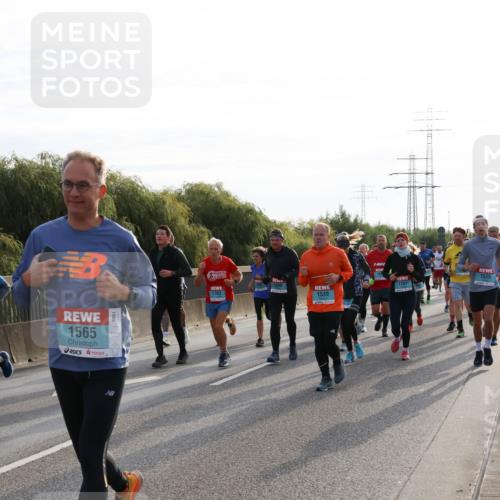 03.10.2024 - Köhlbrandbrückenlauf Miley Keyser http://msf.ph/oto/7156942 03.10.2024 09:15:57 Position 3 1565, 38, 1703, 1539, 1751, 1525 meine-sportfotos.de