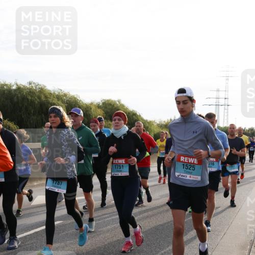 03.10.2024 - Köhlbrandbrückenlauf Miley Keyser http://msf.ph/oto/7156962 03.10.2024 09:16:00 Position 3 1787, 1751, 1525, 616, 1907 meine-sportfotos.de