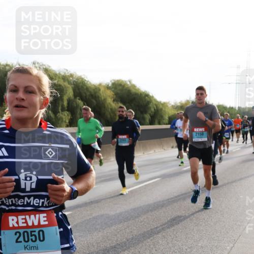 03.10.2024 - Köhlbrandbrückenlauf Miley Keyser http://msf.ph/oto/7157054 03.10.2024 09:16:11 Position 3 2050, 2283, 2150 meine-sportfotos.de