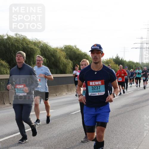 03.10.2024 - Köhlbrandbrückenlauf Miley Keyser http://msf.ph/oto/7157160 03.10.2024 09:16:25 Position 3 1844, 187, 585, 3237 meine-sportfotos.de