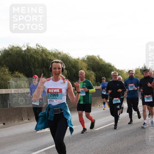 03.10.2024 - Köhlbrandbrückenlauf Miley Keyser http://msf.ph/oto/7157234 03.10.2024 09:16:36 Position 3 2069, 79, 1929, 1094, 1937 meine-sportfotos.de