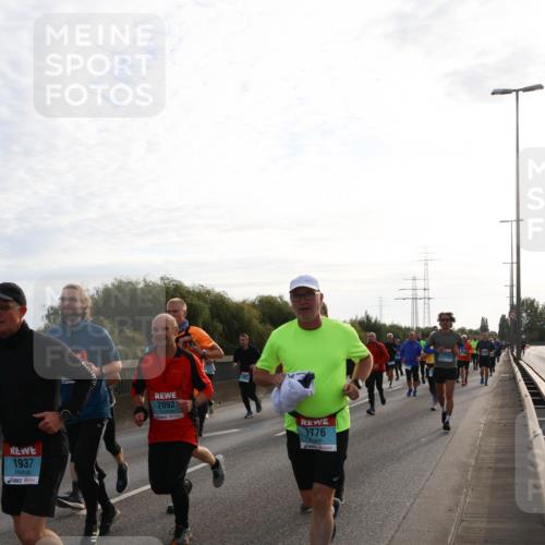 03.10.2024 - Köhlbrandbrückenlauf Miley Keyser http://msf.ph/oto/7157256 03.10.2024 09:16:39 Position 3 1937, 2092, 1776 meine-sportfotos.de