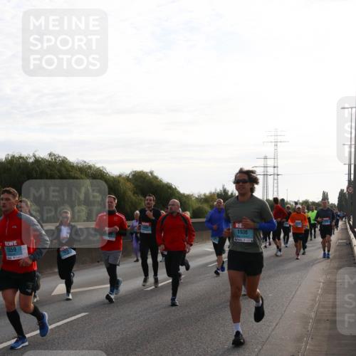 03.10.2024 - Köhlbrandbrückenlauf Miley Keyser http://msf.ph/oto/7157268 03.10.2024 09:16:41 Position 3 1559, 1973, 1484, 1936 meine-sportfotos.de