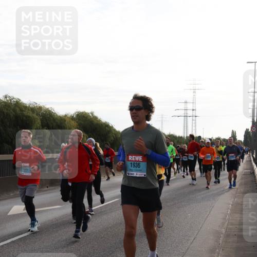 03.10.2024 - Köhlbrandbrückenlauf Miley Keyser http://msf.ph/oto/7157271 03.10.2024 09:16:42 Position 3 2006, 1936, 50 meine-sportfotos.de