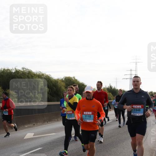 03.10.2024 - Köhlbrandbrückenlauf Miley Keyser http://msf.ph/oto/7157294 03.10.2024 09:16:46 Position 3 2111, 1717, 1110, 1948 meine-sportfotos.de