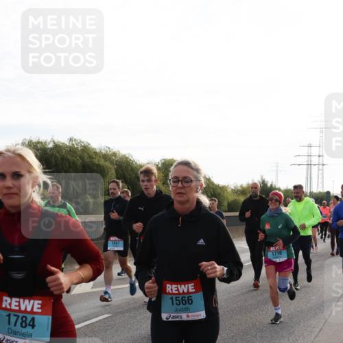 03.10.2024 - Köhlbrandbrückenlauf Miley Keyser http://msf.ph/oto/7157318 03.10.2024 09:16:50 Position 3 1784, 1587, 1566, 1716 meine-sportfotos.de