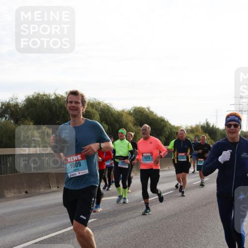 03.10.2024 - Köhlbrandbrückenlauf Miley Keyser http://msf.ph/oto/7157368 03.10.2024 09:16:57 Position 3 1009, 1875, 1727, 197 meine-sportfotos.de