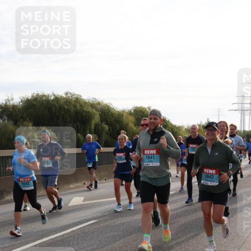 03.10.2024 - Köhlbrandbrückenlauf Miley Keyser http://msf.ph/oto/7157404 03.10.2024 09:17:02 Position 3 1643, 1747, 1282, 1641, 1932, 1642 meine-sportfotos.de