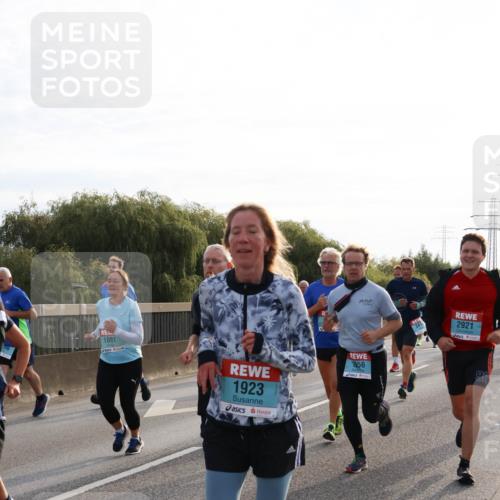 03.10.2024 - Köhlbrandbrückenlauf Miley Keyser http://msf.ph/oto/7157421 03.10.2024 09:17:04 Position 3 1891, 1923, 1956, 2921, 92 meine-sportfotos.de
