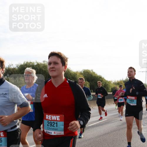 03.10.2024 - Köhlbrandbrückenlauf Miley Keyser http://msf.ph/oto/7157437 03.10.2024 09:17:05 Position 3 146, 6, 2921, 92, 1672, 1404 meine-sportfotos.de