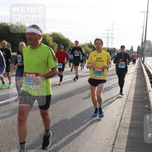 03.10.2024 - Köhlbrandbrückenlauf Miley Keyser http://msf.ph/oto/7157581 03.10.2024 09:17:38 Position 3 2095, 2812, 147, 2816, 2502, 50 meine-sportfotos.de