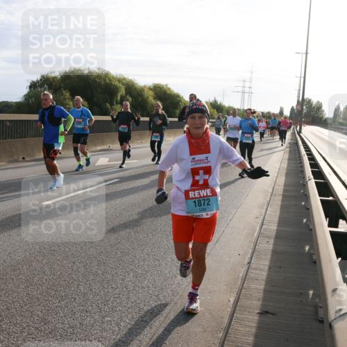 03.10.2024 - Köhlbrandbrückenlauf Miley Keyser http://msf.ph/oto/7157600 03.10.2024 09:17:42 Position 3 1872 meine-sportfotos.de
