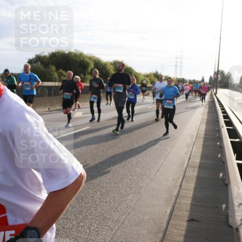 03.10.2024 - Köhlbrandbrückenlauf Miley Keyser http://msf.ph/oto/7157606 03.10.2024 09:17:43 Position 3  meine-sportfotos.de