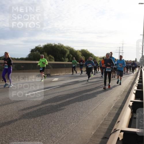 03.10.2024 - Köhlbrandbrückenlauf Miley Keyser http://msf.ph/oto/7157623 03.10.2024 09:17:51 Position 3 2030, 112 meine-sportfotos.de