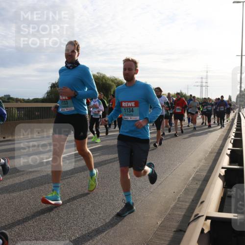 03.10.2024 - Köhlbrandbrückenlauf Miley Keyser http://msf.ph/oto/7157632 03.10.2024 09:17:54 Position 3 1869, 1133, 1134 meine-sportfotos.de