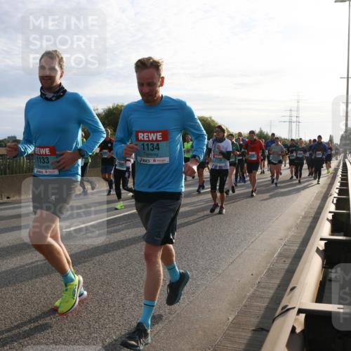 03.10.2024 - Köhlbrandbrückenlauf Miley Keyser http://msf.ph/oto/7157633 03.10.2024 09:17:54 Position 3 9, 1133, 1134, 2128 meine-sportfotos.de