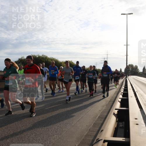 03.10.2024 - Köhlbrandbrückenlauf Miley Keyser http://msf.ph/oto/7157641 03.10.2024 09:17:57 Position 3 2110, 208 meine-sportfotos.de