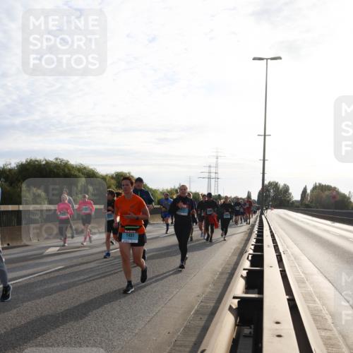03.10.2024 - Köhlbrandbrückenlauf Miley Keyser http://msf.ph/oto/7157660 03.10.2024 09:18:06 Position 3 1431 meine-sportfotos.de