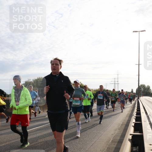 03.10.2024 - Köhlbrandbrückenlauf Miley Keyser http://msf.ph/oto/7157690 03.10.2024 09:18:18 Position 3 2697, 2491 meine-sportfotos.de