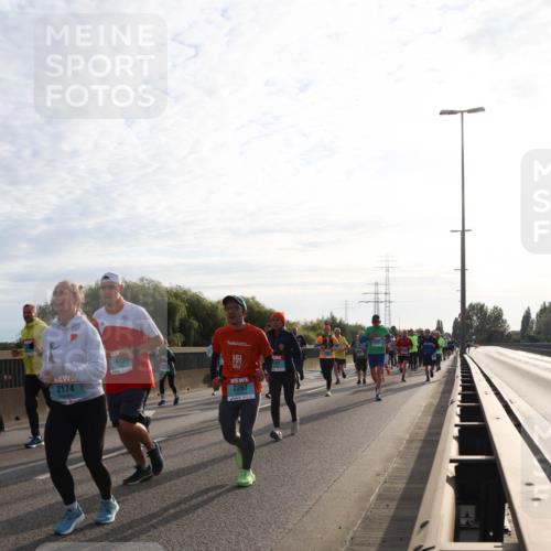 03.10.2024 - Köhlbrandbrückenlauf Miley Keyser http://msf.ph/oto/7157759 03.10.2024 09:18:37 Position 3 1475, 2174, 2297, 41 meine-sportfotos.de