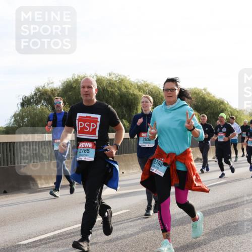 03.10.2024 - Köhlbrandbrückenlauf Miley Keyser http://msf.ph/oto/7157806 03.10.2024 09:18:54 Position 3 23, 2765, 263, 2766, 2467, 246 meine-sportfotos.de