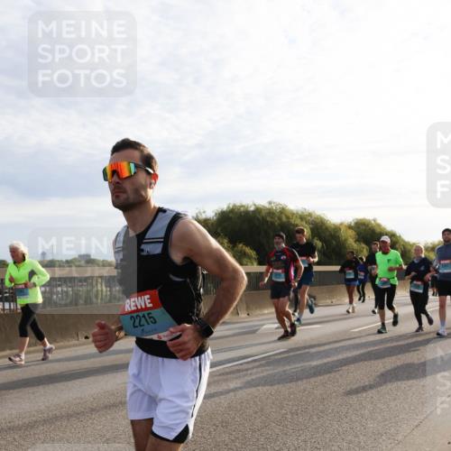 03.10.2024 - Köhlbrandbrückenlauf Miley Keyser http://msf.ph/oto/7157911 03.10.2024 09:19:32 Position 3 2215 meine-sportfotos.de