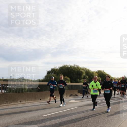 03.10.2024 - Köhlbrandbrückenlauf Miley Keyser http://msf.ph/oto/7157922 03.10.2024 09:19:38 Position 3 2188, 2133 meine-sportfotos.de