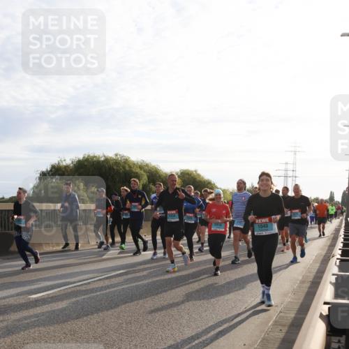 03.10.2024 - Köhlbrandbrückenlauf Miley Keyser http://msf.ph/oto/7157928 03.10.2024 09:19:40 Position 3 1434, 2008, 2787, 2416, 1040 meine-sportfotos.de