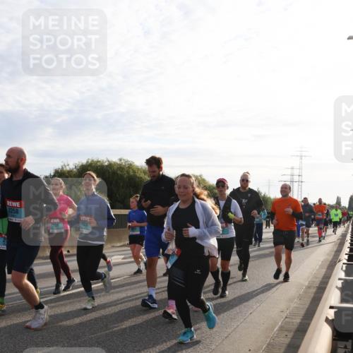 03.10.2024 - Köhlbrandbrückenlauf Miley Keyser http://msf.ph/oto/7157946 03.10.2024 09:19:45 Position 3  meine-sportfotos.de
