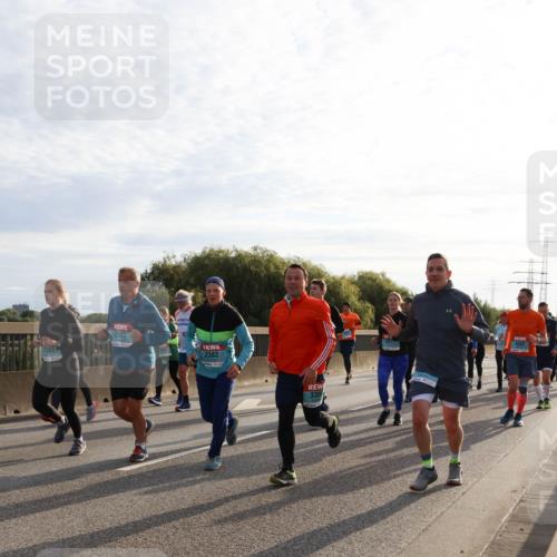 03.10.2024 - Köhlbrandbrückenlauf Miley Keyser http://msf.ph/oto/7157962 03.10.2024 09:19:50 Position 3 2383, 2382, 330, 1562 meine-sportfotos.de