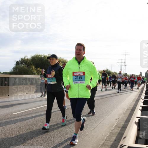 03.10.2024 - Köhlbrandbrückenlauf Miley Keyser http://msf.ph/oto/7157980 03.10.2024 09:19:55 Position 3 2372, 2126 meine-sportfotos.de