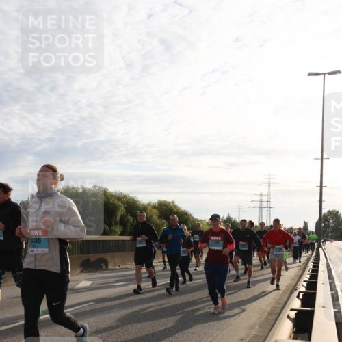 03.10.2024 - Köhlbrandbrückenlauf Miley Keyser http://msf.ph/oto/7157991 03.10.2024 09:20:00 Position 3 3486, 1764 meine-sportfotos.de