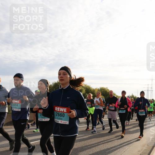 03.10.2024 - Köhlbrandbrückenlauf Miley Keyser http://msf.ph/oto/7158044 03.10.2024 09:20:16 Position 3 2514, 25, 2660, 3474, 2713, 2687 meine-sportfotos.de