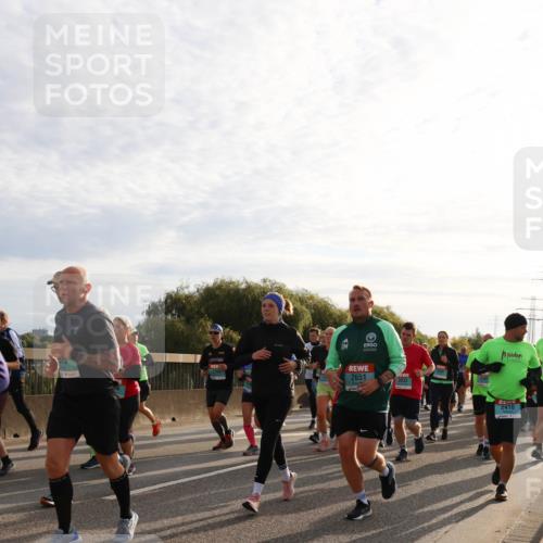 03.10.2024 - Köhlbrandbrückenlauf Miley Keyser http://msf.ph/oto/7158050 03.10.2024 09:20:19 Position 3 2651, 2833, 2410 meine-sportfotos.de